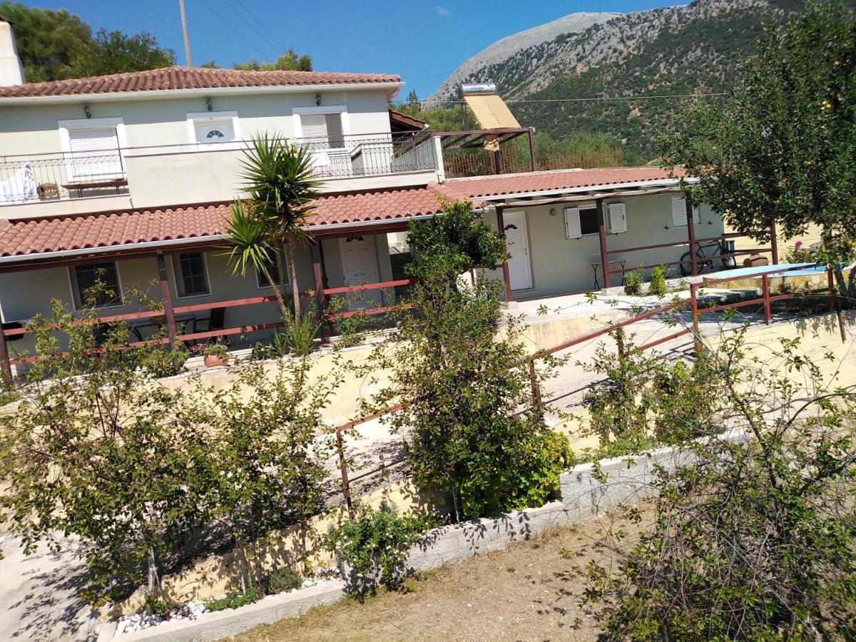 Apartment With Pool In Tzanata Kefalonia Dhimisianáta Exteriér fotografie